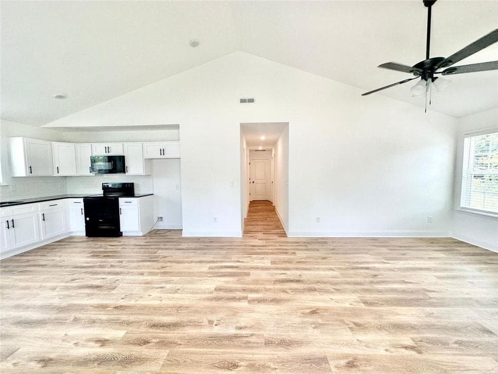3 bedroom, 2 bathroom, 1,260 sq ft single family residence for sale at 117 Presley Street, Rome, GA 30165 — photo 7