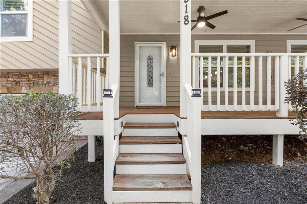 3 bedroom, 2 bathroom, 2,436 sq ft single family residence under contract at 918 Victoria Landing Drive, Woodstock, GA 30189 — photo 6