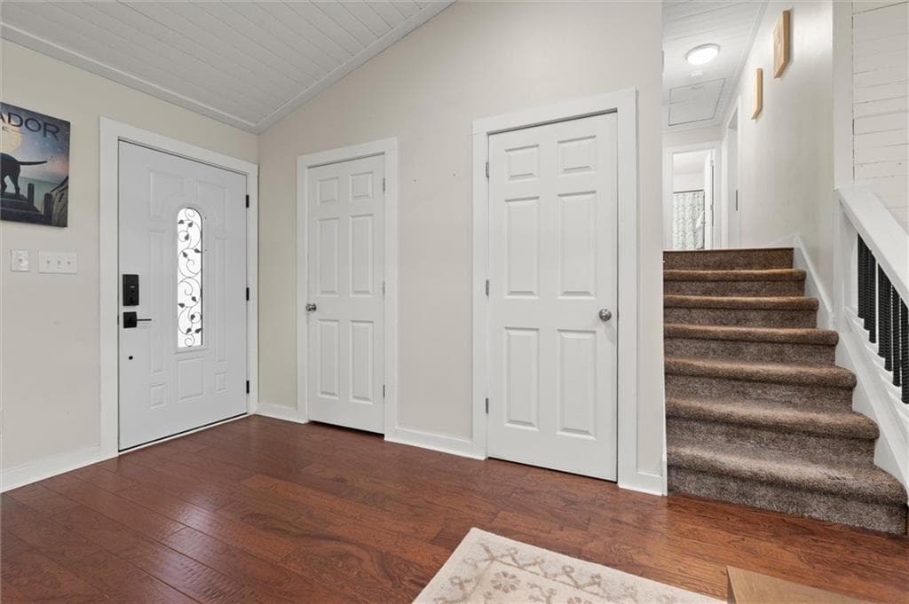 3 bedroom, 2 bathroom, 2,436 sq ft single family residence under contract at 918 Victoria Landing Drive, Woodstock, GA 30189 — photo 9