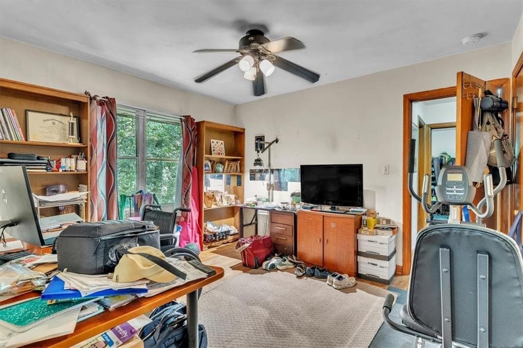 2 bedroom, 2 bathroom, 1,396 sq ft single family residence for sale at 511 Collier Ridge Drive, Atlanta, GA 30318 — photo 4