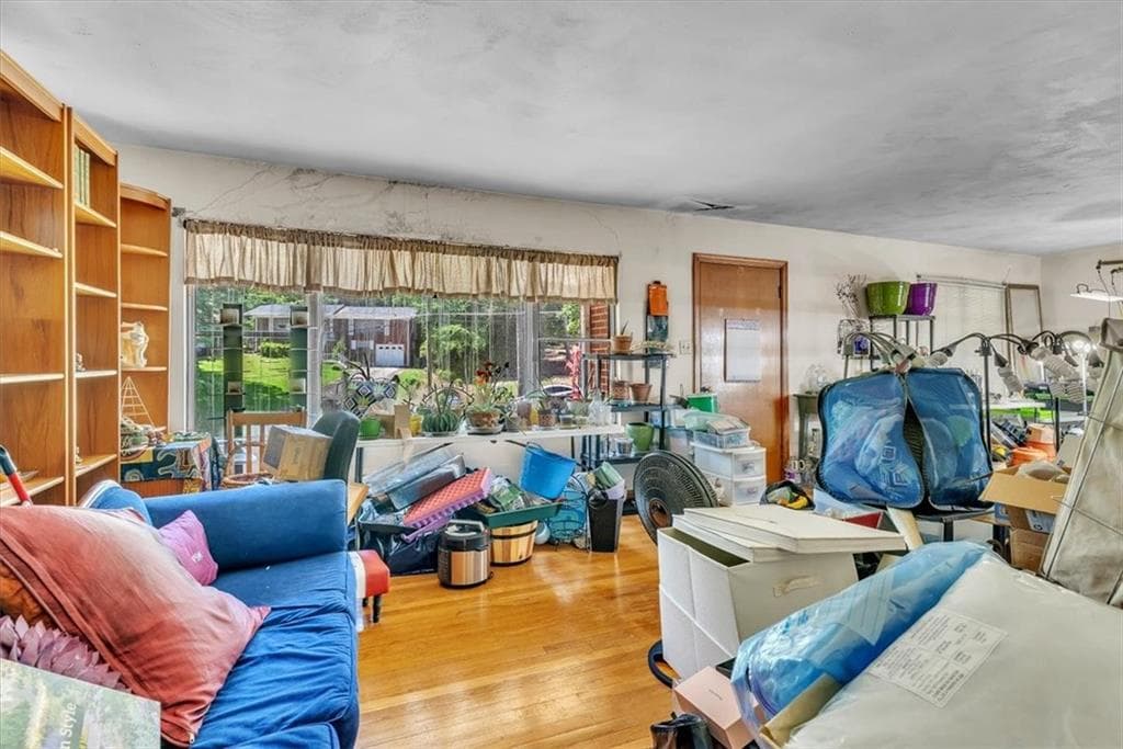 2 bedroom, 2 bathroom, 1,396 sq ft single family residence for sale at 511 Collier Ridge Drive, Atlanta, GA 30318 — photo 5
