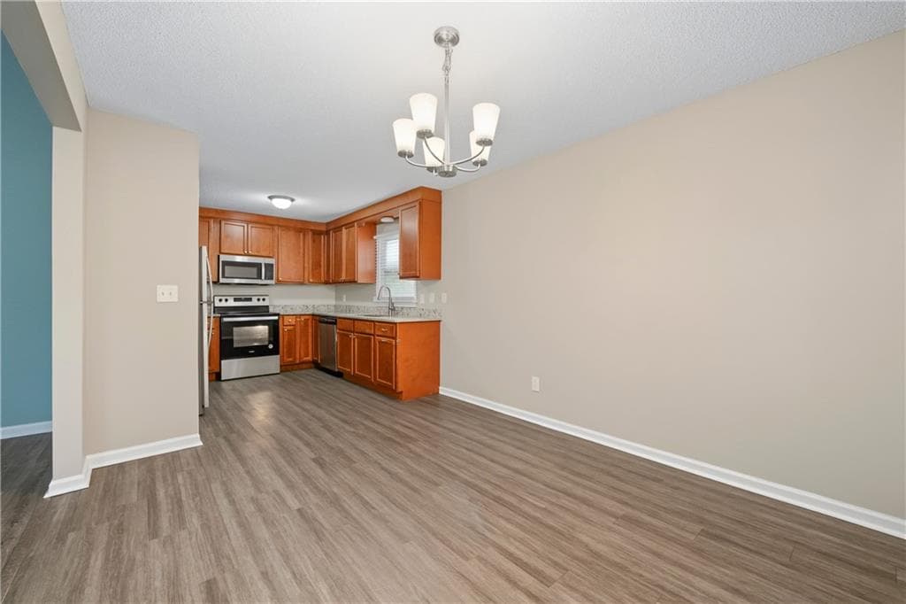 3 bedroom, 2 bathroom, 1,551 sq ft single family residence for sale at 654 Village Creek Drive, Lilburn, GA 30047 — photo 6