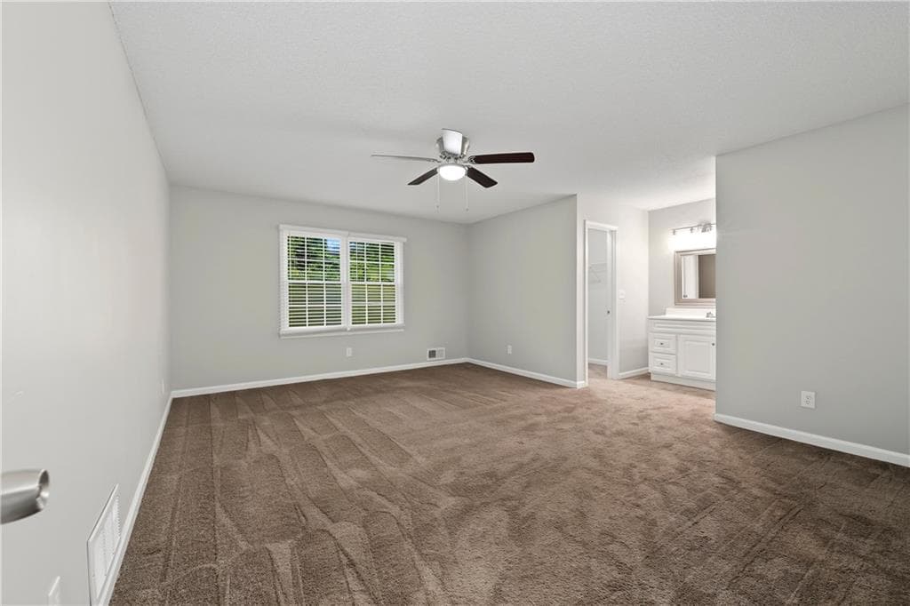 3 bedroom, 2 bathroom, 1,551 sq ft single family residence for sale at 654 Village Creek Drive, Lilburn, GA 30047 — photo 9
