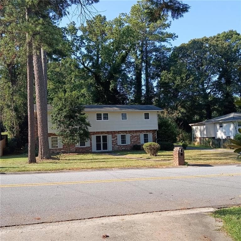 4 bedroom, 3 bathroom, 1,422 sq ft single family residence under contract at 3034 Sunset Lane, East Point, GA 30344