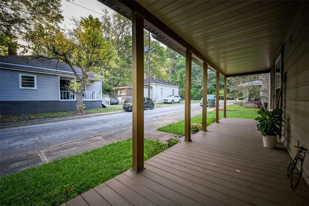 3 bedroom, 2 bathroom, 1,560 sq ft single family residence for sale at 3 Bay Street, Covington, GA 30014 — photo 3