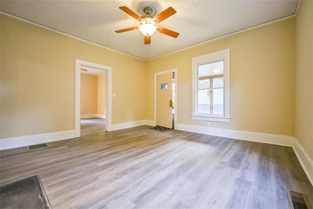 3 bedroom, 2 bathroom, 1,560 sq ft single family residence for sale at 3 Bay Street, Covington, GA 30014 — photo 8