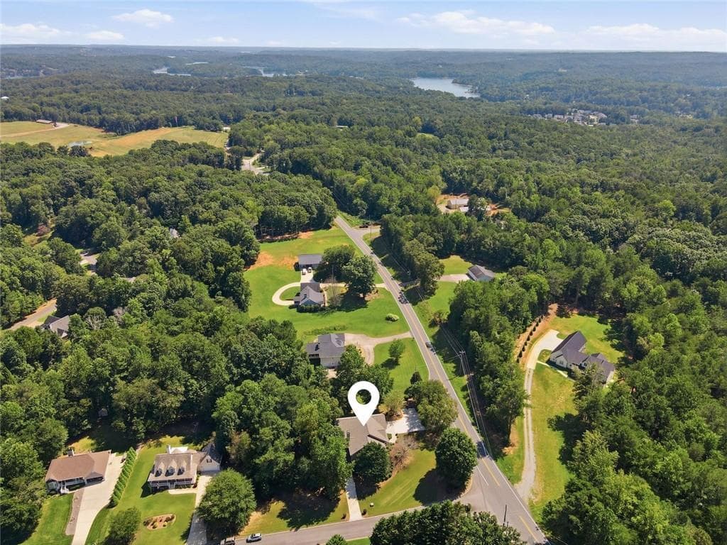 5 bedroom, 4 bathroom, 5,740 sq ft single family residence for sale at 269 Nix Bridge Road, Dawsonville, GA 30534 — photo 3