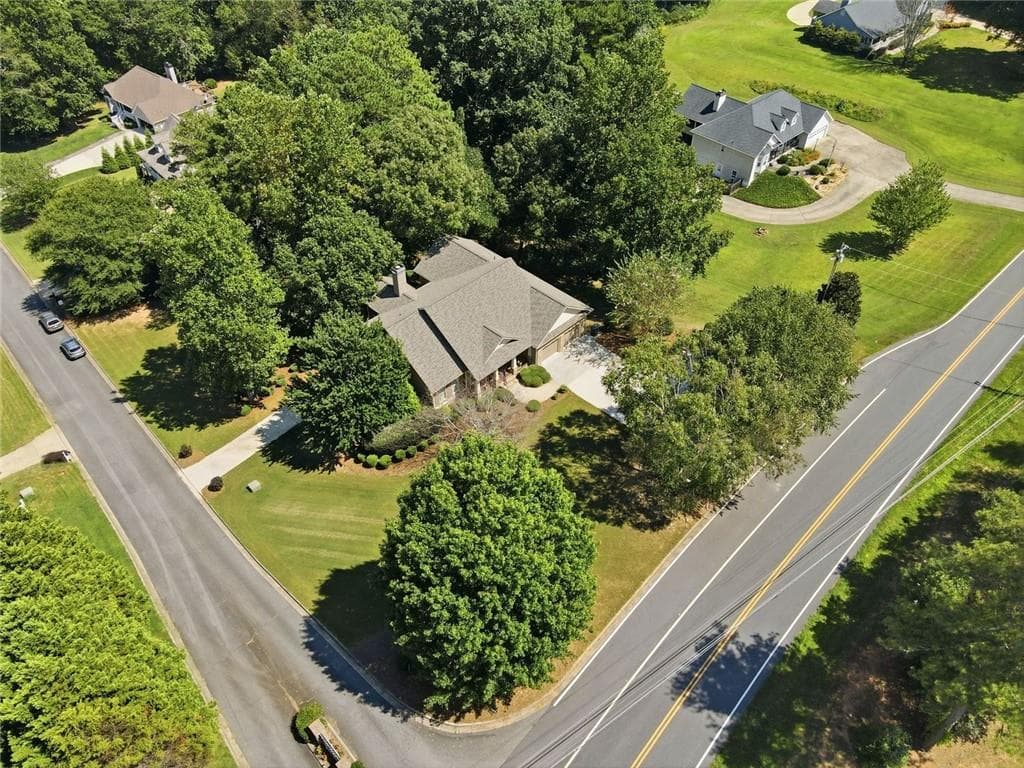 5 bedroom, 4 bathroom, 5,740 sq ft single family residence for sale at 269 Nix Bridge Road, Dawsonville, GA 30534 — photo 4