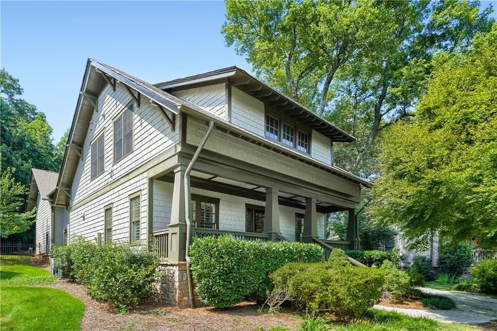 5 bedroom, 5 bathroom, 4,000 sq ft single family residence for sale at 3406 Keswick Court, Chamblee, GA 30341