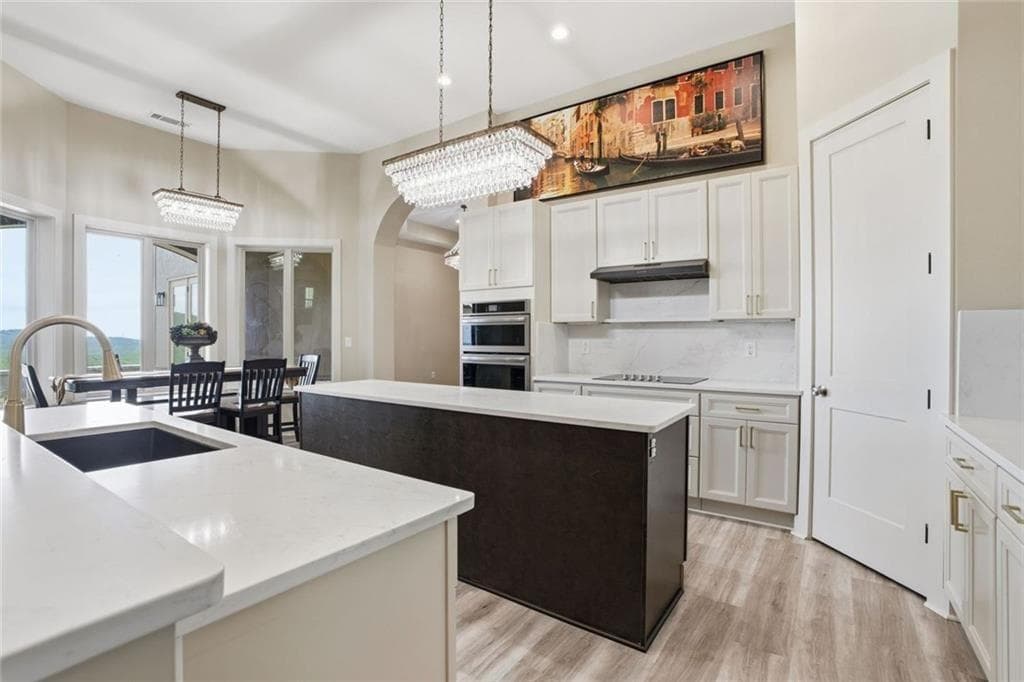 4 bedroom, 5 bathroom, 3,400 sq ft single family residence for sale at 511 Orchard Hill Drive, Clarkesville, GA 30523 — photo 8