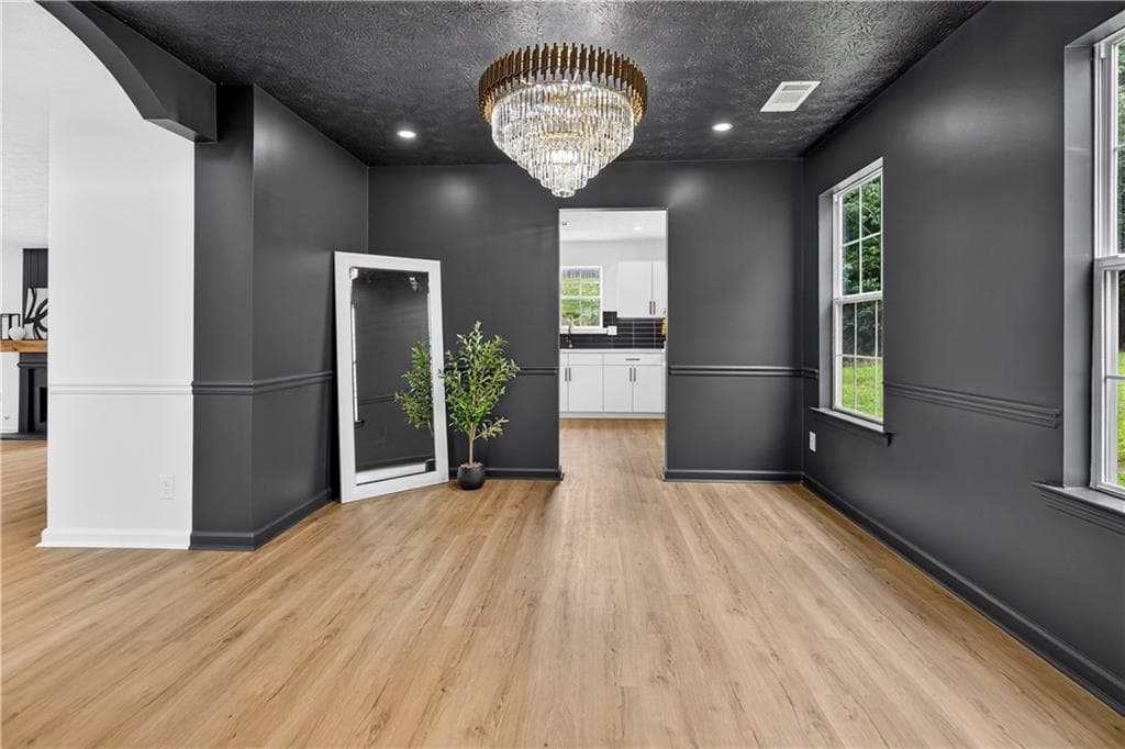 4 bedroom, 3 bathroom, 2,536 sq ft single family residence under contract at 1510 Beech Grove Drive, Hampton, GA 30228 — photo 3