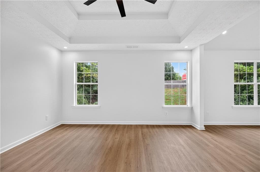 4 bedroom, 3 bathroom, 2,536 sq ft single family residence under contract at 1510 Beech Grove Drive, Hampton, GA 30228 — photo 8