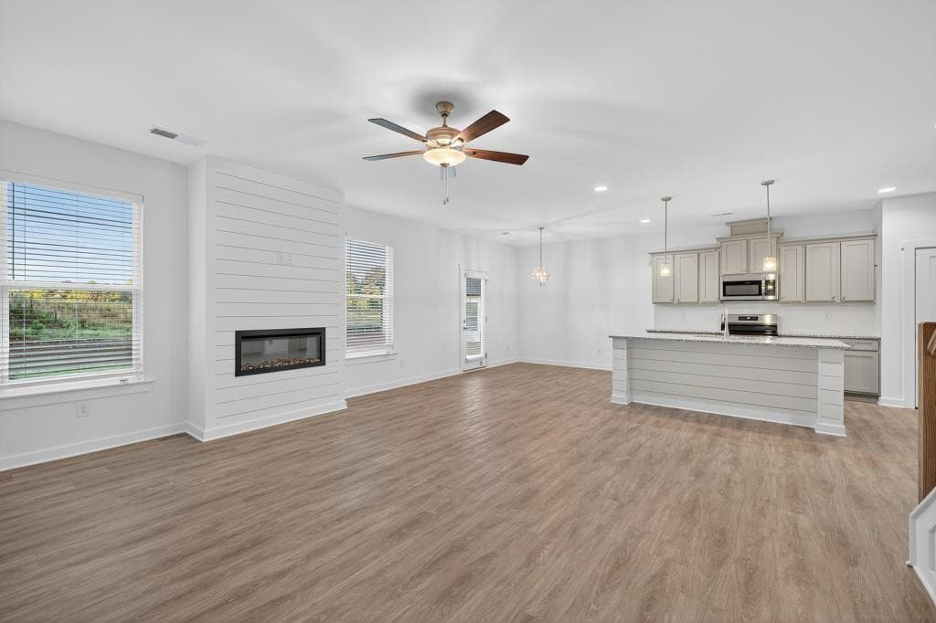 4 bedroom, 3 bathroom, 2,517 sq ft single family residence for sale at 196 Cochin Drive, Statham, GA 30666 — photo 10
