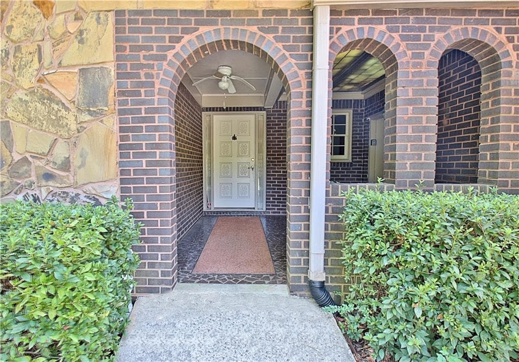 4 bedroom, 3 bathroom, 1,790 sq ft single family residence for sale at 45 North Drive, Hampton, GA 30228 — photo 5