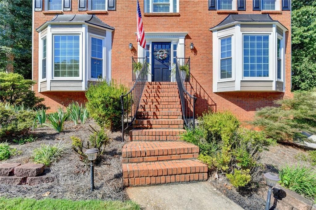 4 bedroom, 3 bathroom, 3,293 sq ft single family residence for sale at 1835 Talbot Court, Lawrenceville, GA 30044 — photo 3