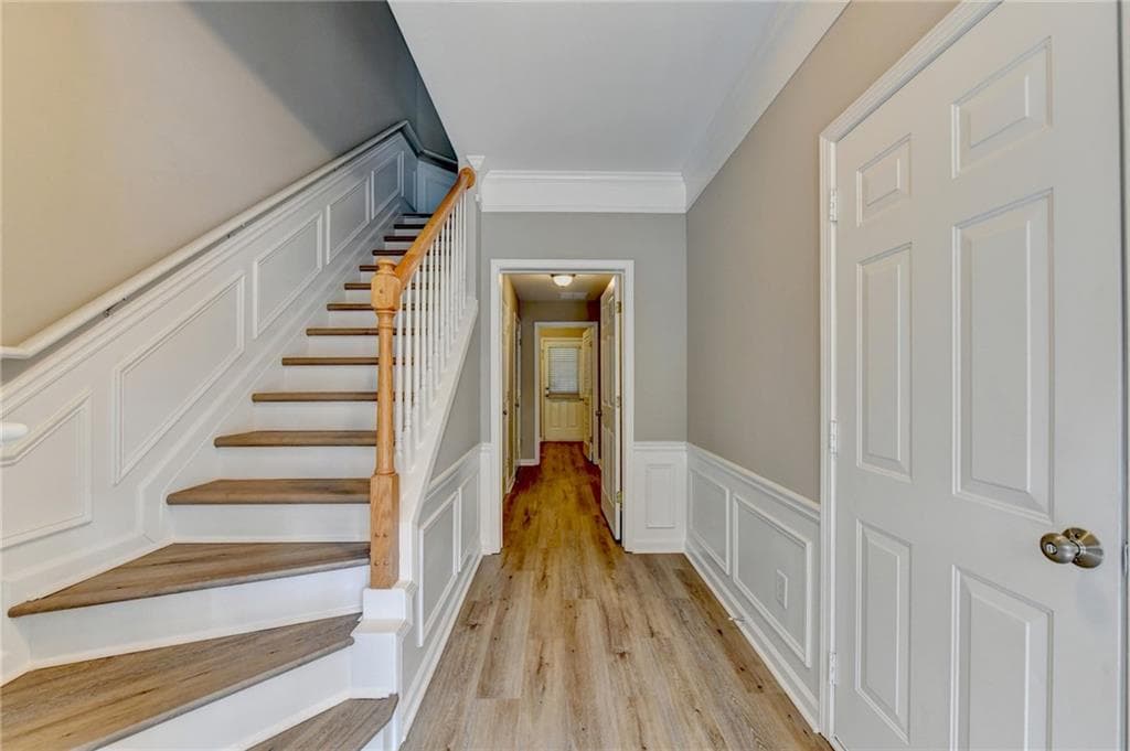 4 bedroom, 4 bathroom, 1,792 sq ft townhouse for rent at 4005 Edgecomb Drive, Roswell, GA 30075 for $2,950 a month — photo 4