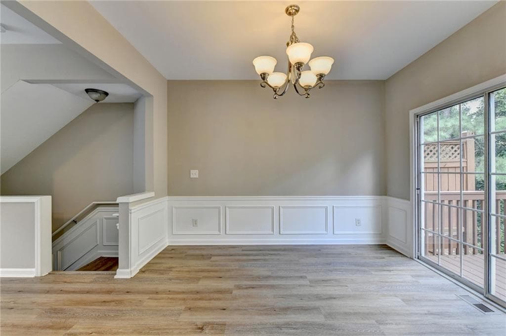 4 bedroom, 4 bathroom, 1,792 sq ft townhouse for rent at 4005 Edgecomb Drive, Roswell, GA 30075 for $2,950 a month — photo 7