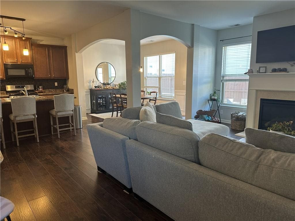 3 bedroom, 3 bathroom, 2,170 sq ft single family residence for rent at 236 Highland Village Lane, Woodstock, GA 30188 for $2,500 a month — photo 6