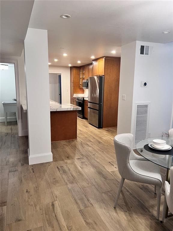 1 bedroom, 1 bathroom, 1,255 sq ft condominium for rent at 3530 Piedmont Road #1M, Atlanta, GA 30305 for $2,795 a month — photo 6