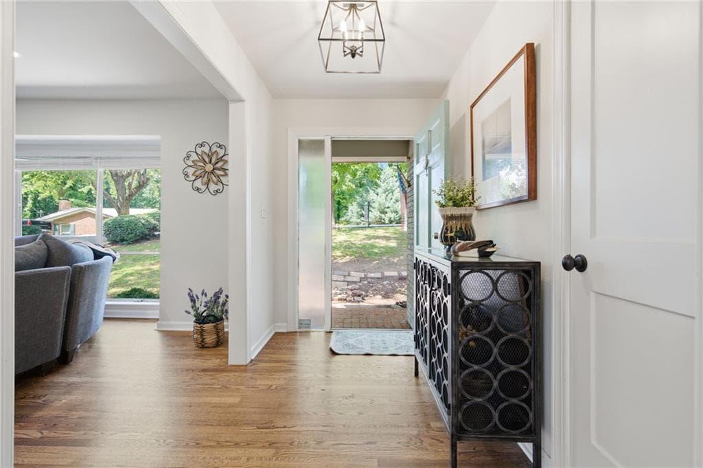 4 bedroom, 3 bathroom, 3,020 sq ft single family residence for sale at 2251 Skyline Drive, Gainesville, GA 30501 — photo 9
