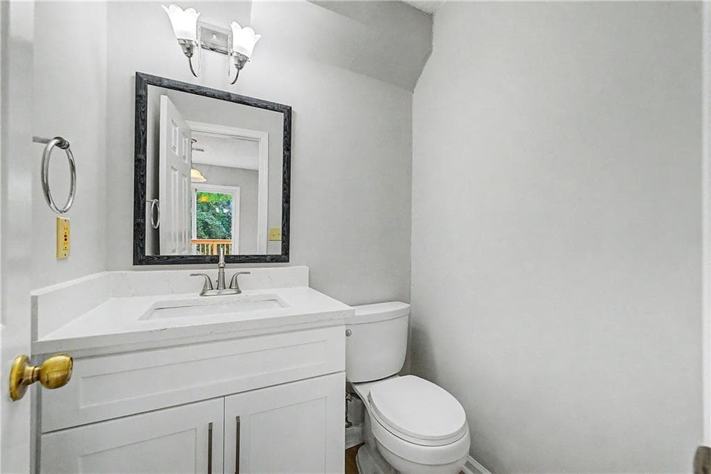 2 bedroom, 3 bathroom, 1,246 sq ft townhouse for sale at 1517 Cedar Bluff Trail, Marietta, GA 30062 — photo 8