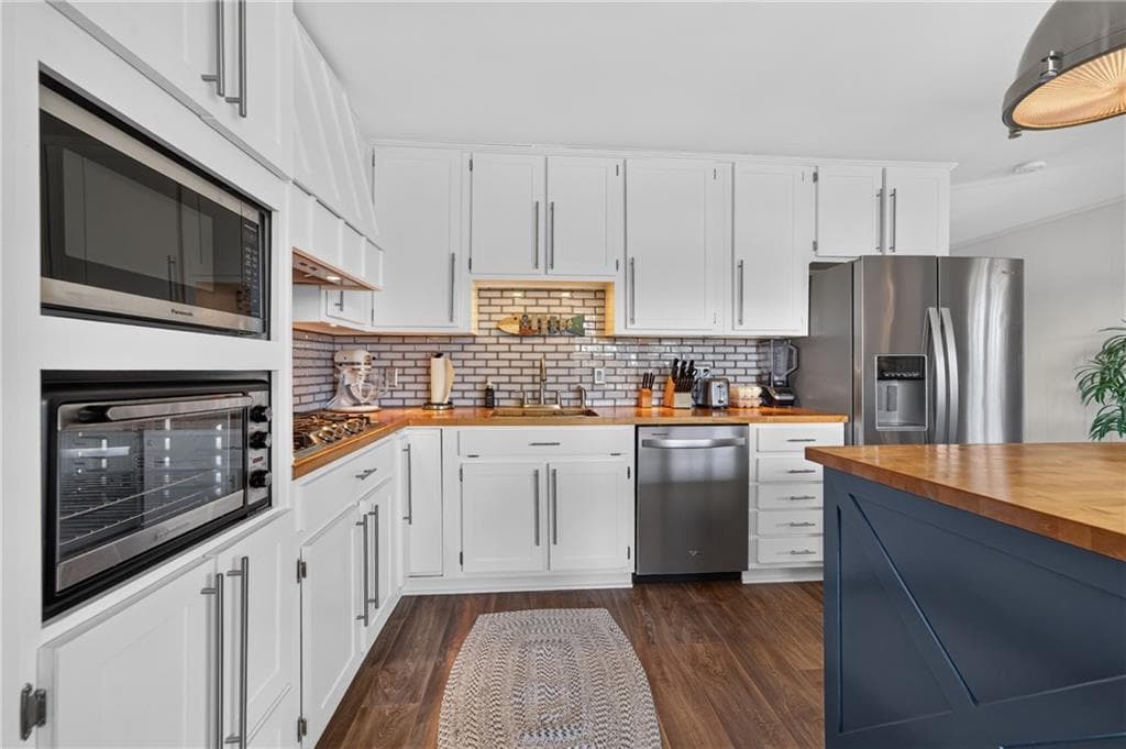 3 bedroom, 2 bathroom, 1,624 sq ft single family residence under contract at 197 Lakeshore Circle, Milledgeville, GA 31061 — photo 6