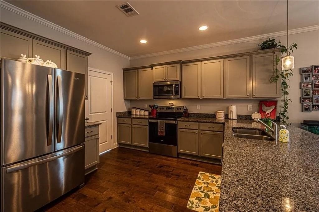 3 bedroom, 3 bathroom, 1,506 sq ft townhouse for sale at 3878 Valley View Court, Gainesville, GA 30501 — photo 10