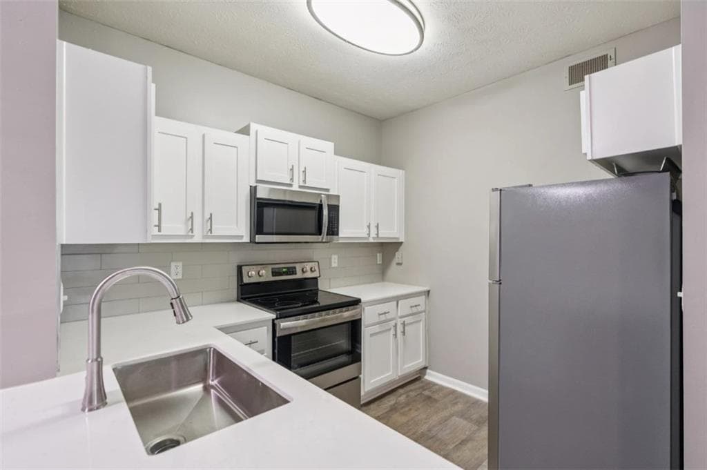 2 bedroom, 2 bathroom, 1,106 sq ft apartment for rent at 101 Canterbury Ridge Parkway 2403, Canton, GA 30114 for $1,341 a month — photo 2