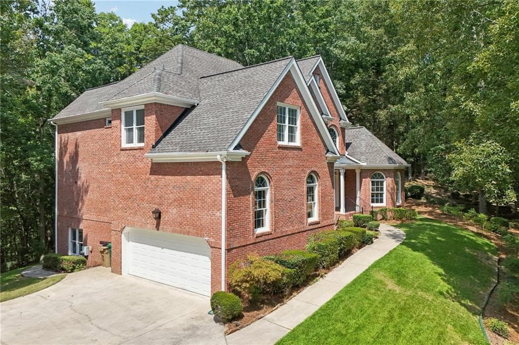 4 bedroom, 5 bathroom, 5,124 sq ft single family residence for sale at 1390 Rogers Mill Lane, Cumming, GA 30041 — photo 8