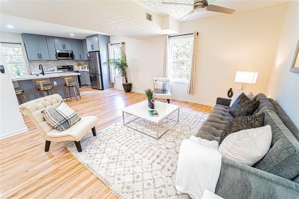 5 bedroom, 5 bathroom, 3,400 sq ft single family residence for sale at 5205 CORINTH Circle, Stone Mountain, GA 30087 — photo 2