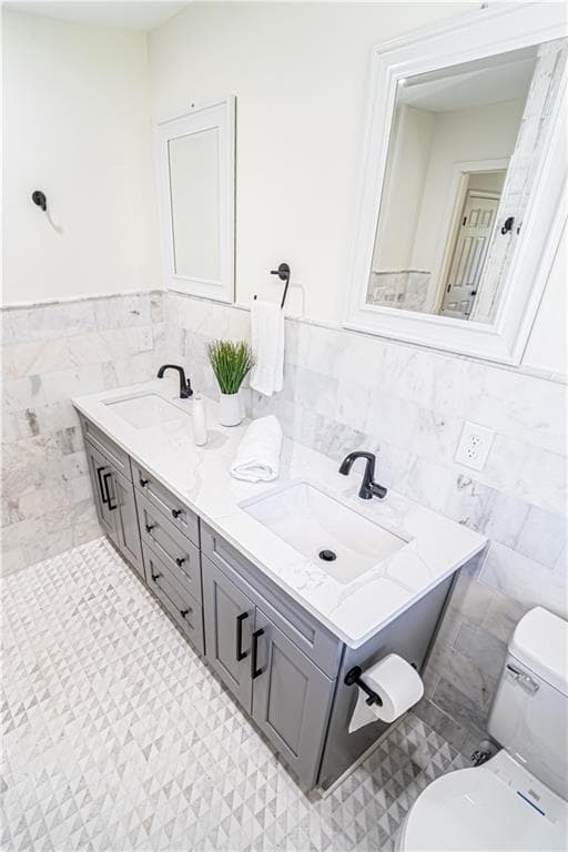 5 bedroom, 5 bathroom, 3,400 sq ft single family residence for sale at 5205 CORINTH Circle, Stone Mountain, GA 30087 — photo 10