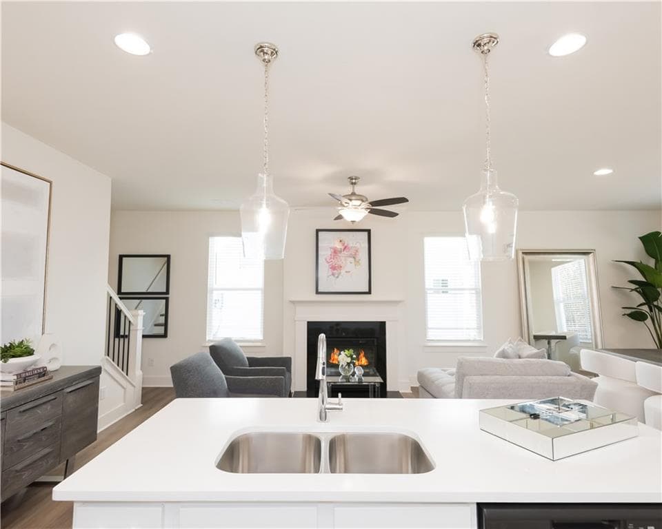 3 bedroom, 3 bathroom, 1,685 sq ft townhouse for sale at 255 Barracks Way 875, Hoschton, GA 30548 — photo 10