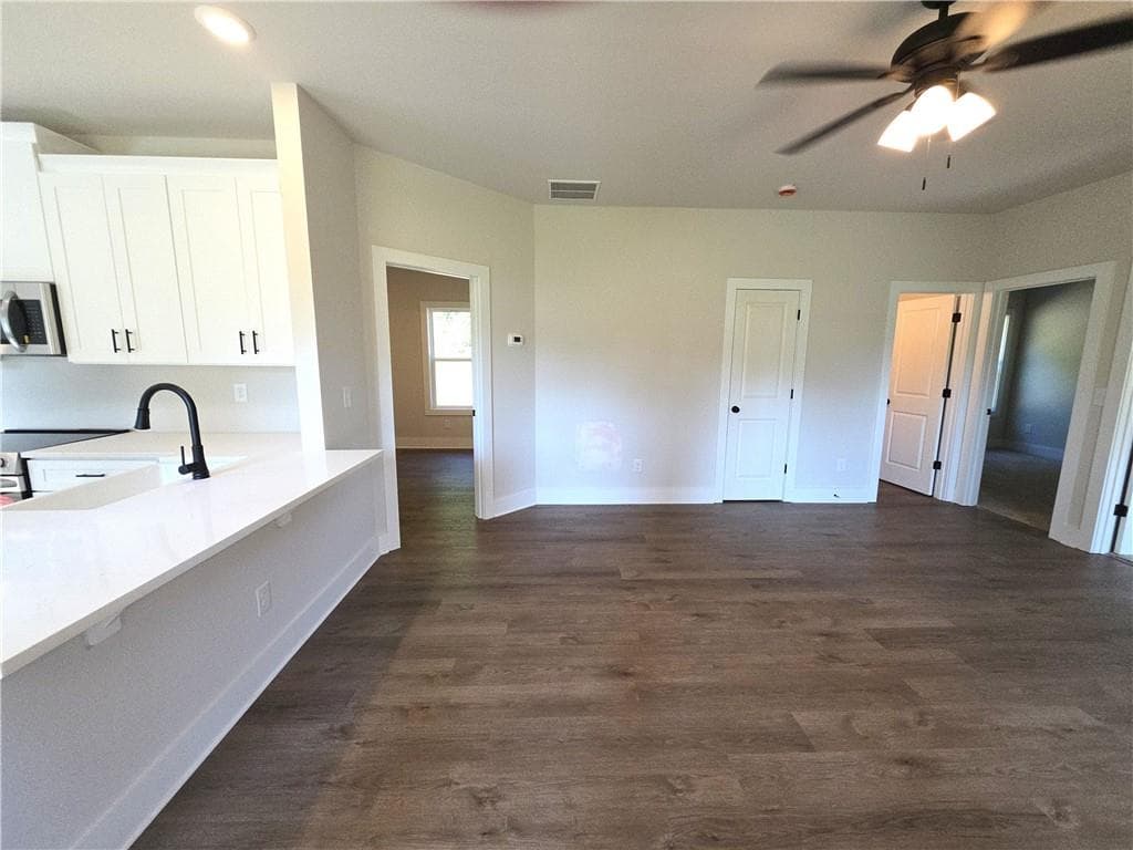 3 bedroom, 2 bathroom, 1,110 sq ft single family residence for sale at 356 Flemister Circle, Dallas, GA 30157 — photo 6