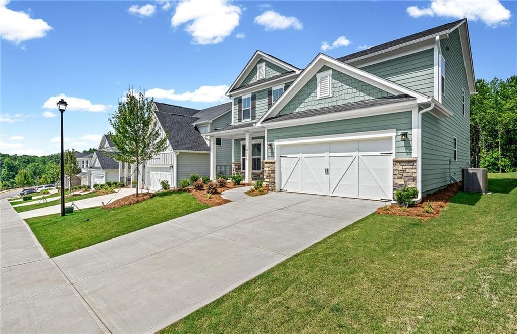 3 bedroom, 3 bathroom, 2,444 sq ft single family residence for sale at 4711 Wilderness Trail, Flowery Branch, GA 30542 — photo 3