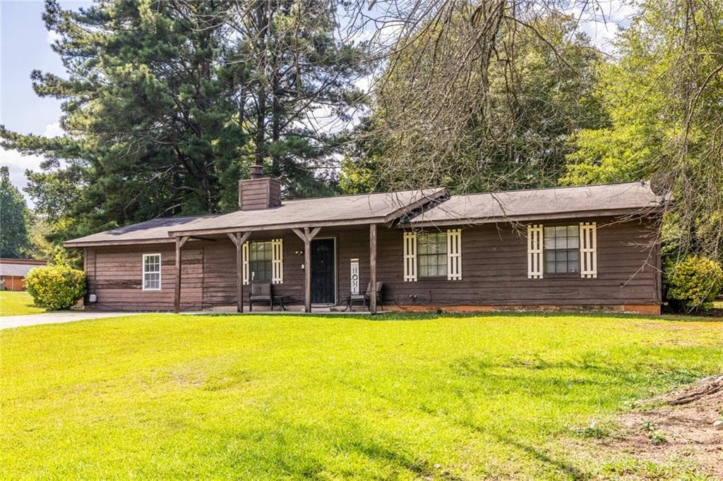 3 bedroom, 2 bathroom, 1,690 sq ft single family residence for sale at 8397 Willows Terrace, Riverdale, GA 30274 — photo 4
