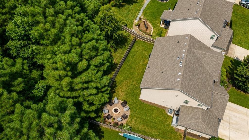 4 bedroom, 3 bathroom, 2,968 sq ft single family residence for sale at 3735 Grandview Manor Drive, Cumming, GA 30028 — photo 3