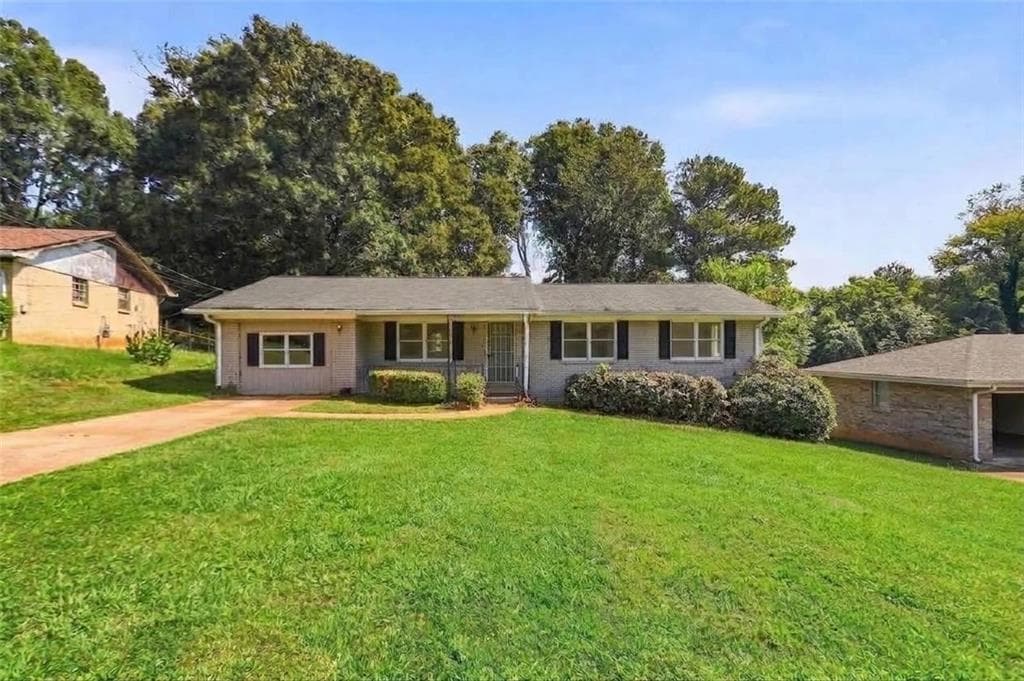 3 bedroom, 2 bathroom, 1,538 sq ft single family residence for sale at 2810 Knollview Drive, Decatur, GA 30034