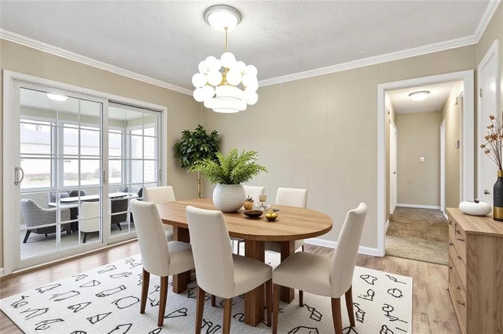 3 bedroom, 2 bathroom, 1,538 sq ft single family residence for sale at 2810 Knollview Drive, Decatur, GA 30034 — photo 3