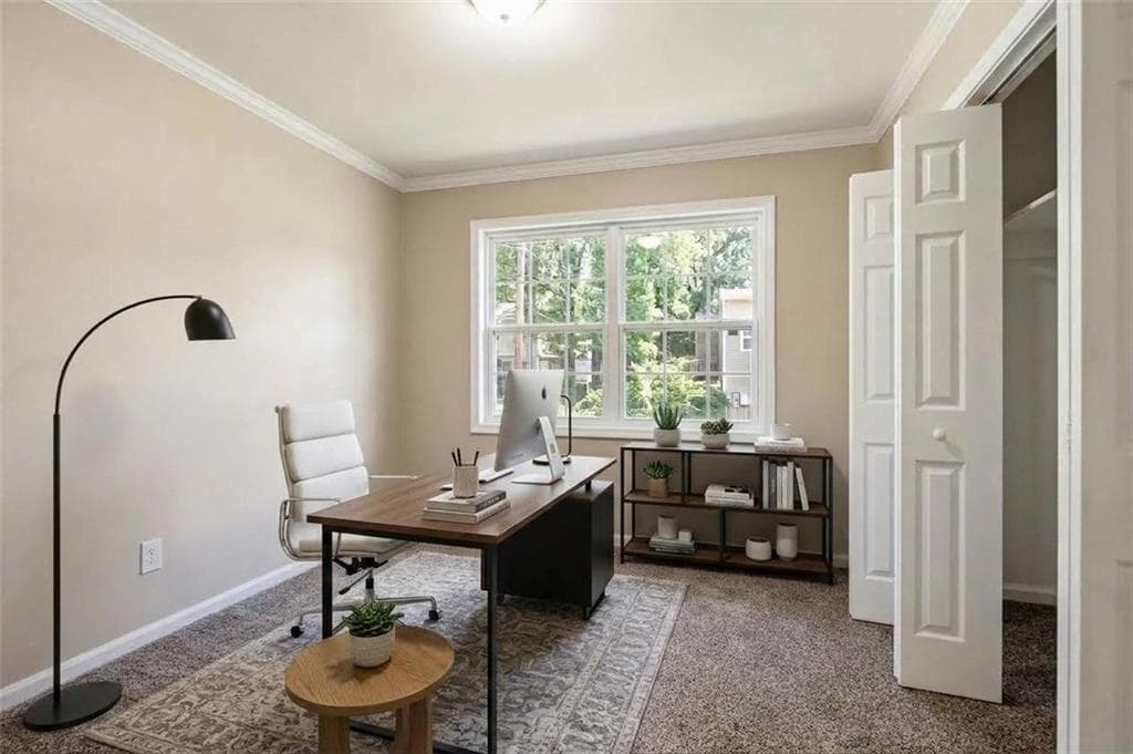 3 bedroom, 2 bathroom, 1,538 sq ft single family residence for sale at 2810 Knollview Drive, Decatur, GA 30034 — photo 4