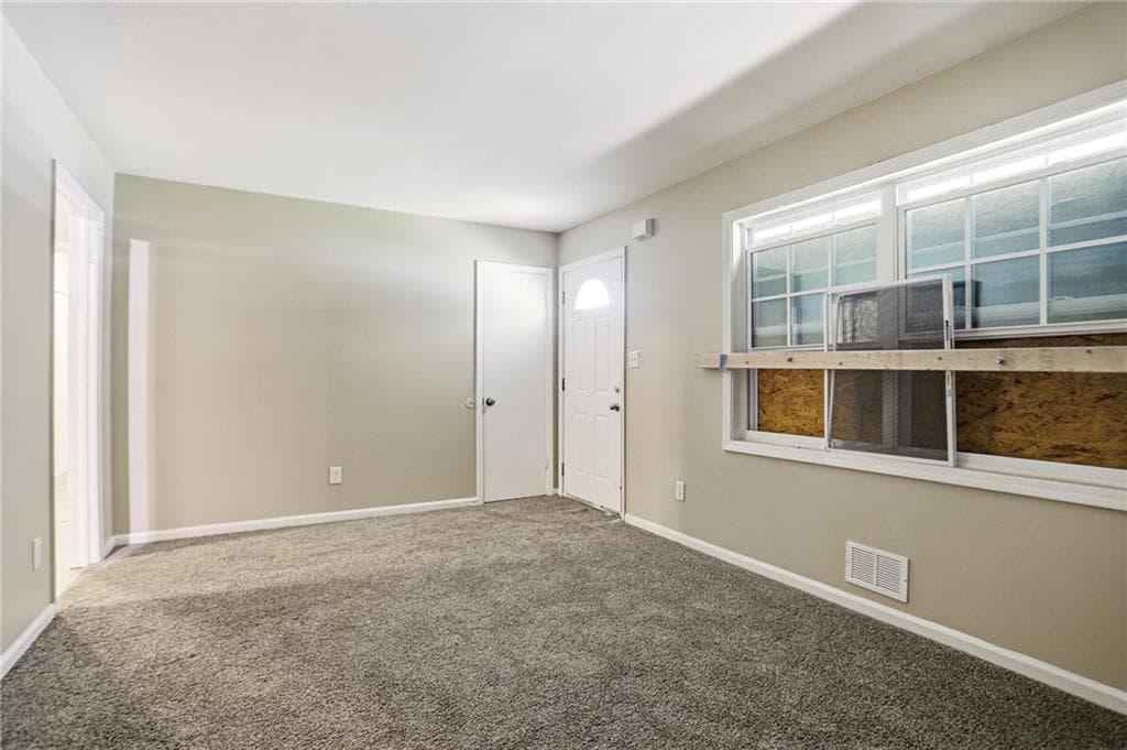 3 bedroom, 2 bathroom, 1,538 sq ft single family residence for sale at 2810 Knollview Drive, Decatur, GA 30034 — photo 8