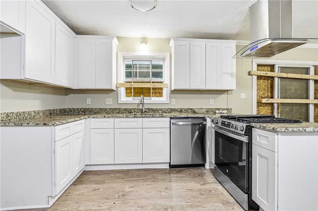 3 bedroom, 2 bathroom, 1,538 sq ft single family residence for sale at 2810 Knollview Drive, Decatur, GA 30034 — photo 10