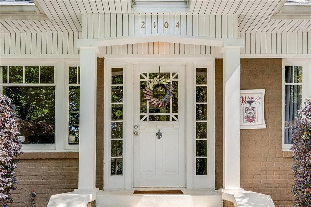3 bedroom, 2 bathroom, 1,704 sq ft single family residence for rent at 2104 Delano Drive, Atlanta, GA 30317 for $3,400 a month — photo 2