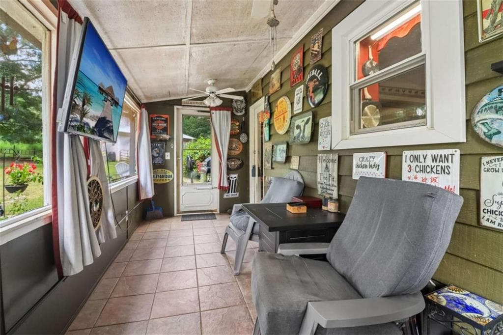 3 bedroom, 2 bathroom, 2,013 sq ft single family residence for sale at 1572 Jersey Social Circle Road, Covington, GA 30014 — photo 6