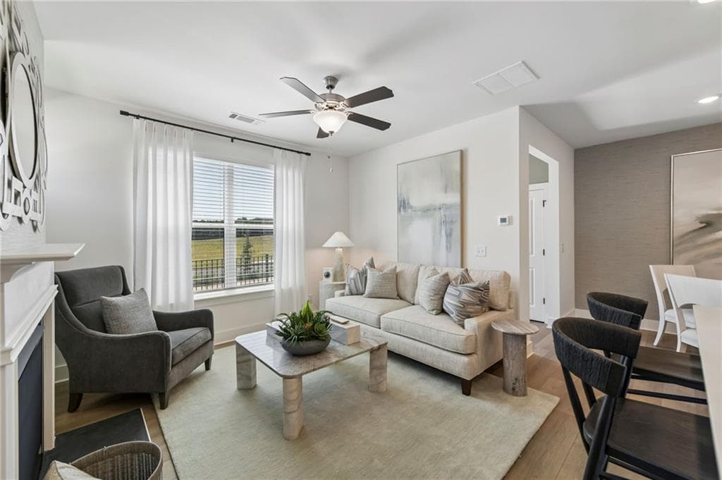 3 bedroom, 3 bathroom, 1,665 sq ft townhouse for sale at 303 Barracks Way 885, Hoschton, GA 30548