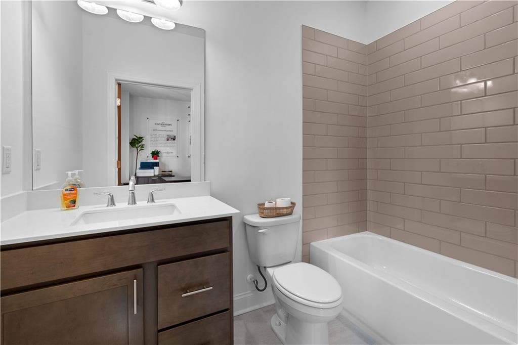 3 bedroom, 4 bathroom, 1,703 sq ft townhouse for sale at 520 Alice Way D14, Cumming, GA 30040 — photo 4