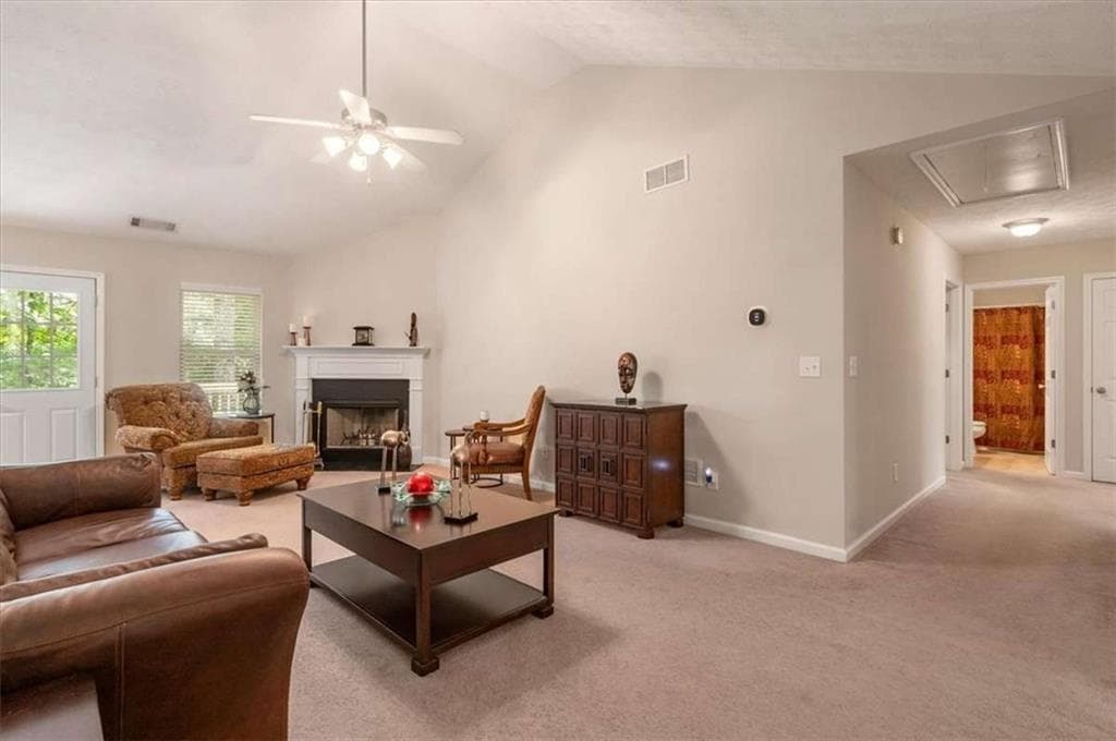 5 bedroom, 3 bathroom, 2,765 sq ft single family residence under contract at 413 Tori Drive, Winder, GA 30680 — photo 3