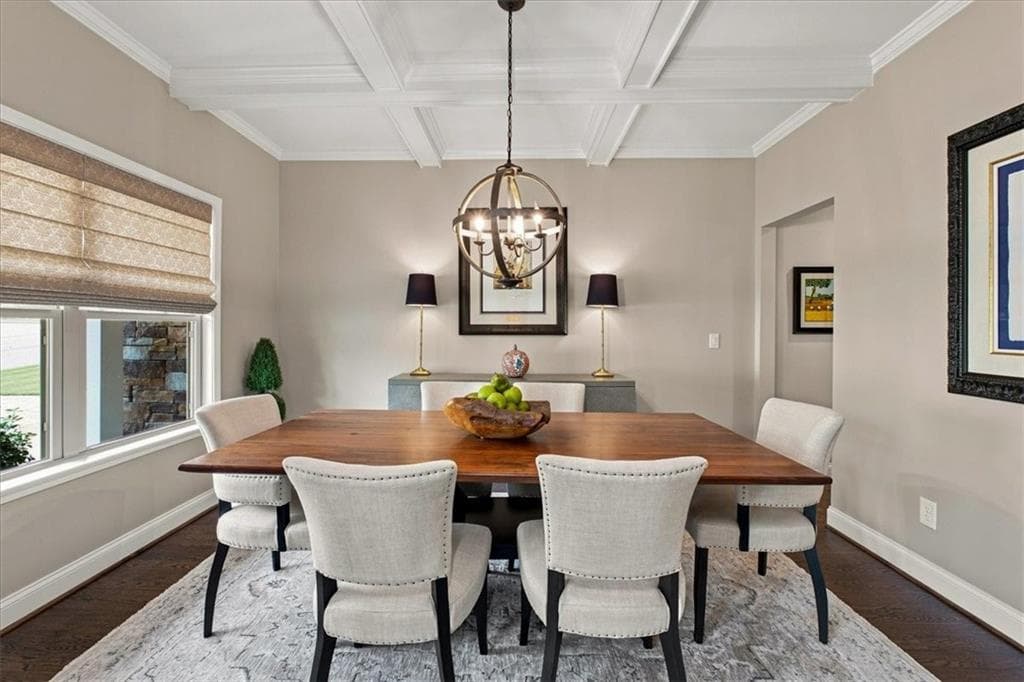 6 bedroom, 5 bathroom, 4,652 sq ft single family residence under contract at 3 Hillshire Drive, Cartersville, GA 30120 — photo 4
