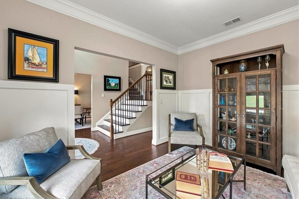 6 bedroom, 5 bathroom, 4,652 sq ft single family residence under contract at 3 Hillshire Drive, Cartersville, GA 30120 — photo 7