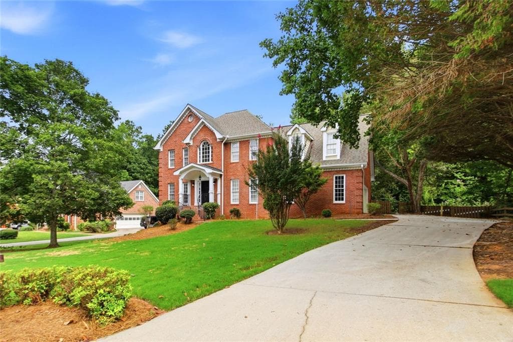 5 bedroom, 4 bathroom, 3,864 sq ft single family residence under contract at 2341 Weatherstone Circle, Conyers, GA 30094 — photo 4