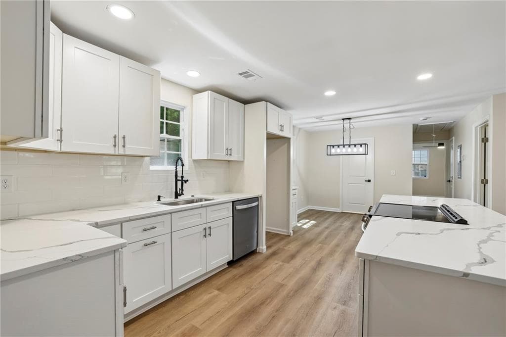 3 bedroom, 2 bathroom, 1,271 sq ft single family residence for sale at 1970 Oana Street, Atlanta, GA 30310 — photo 8
